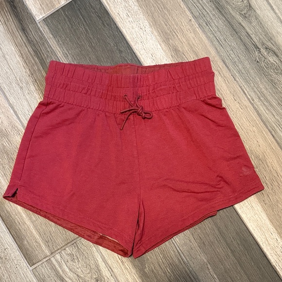 Adidas Women's Rust/Red Casual Shorts - M - Picture 1 of 4